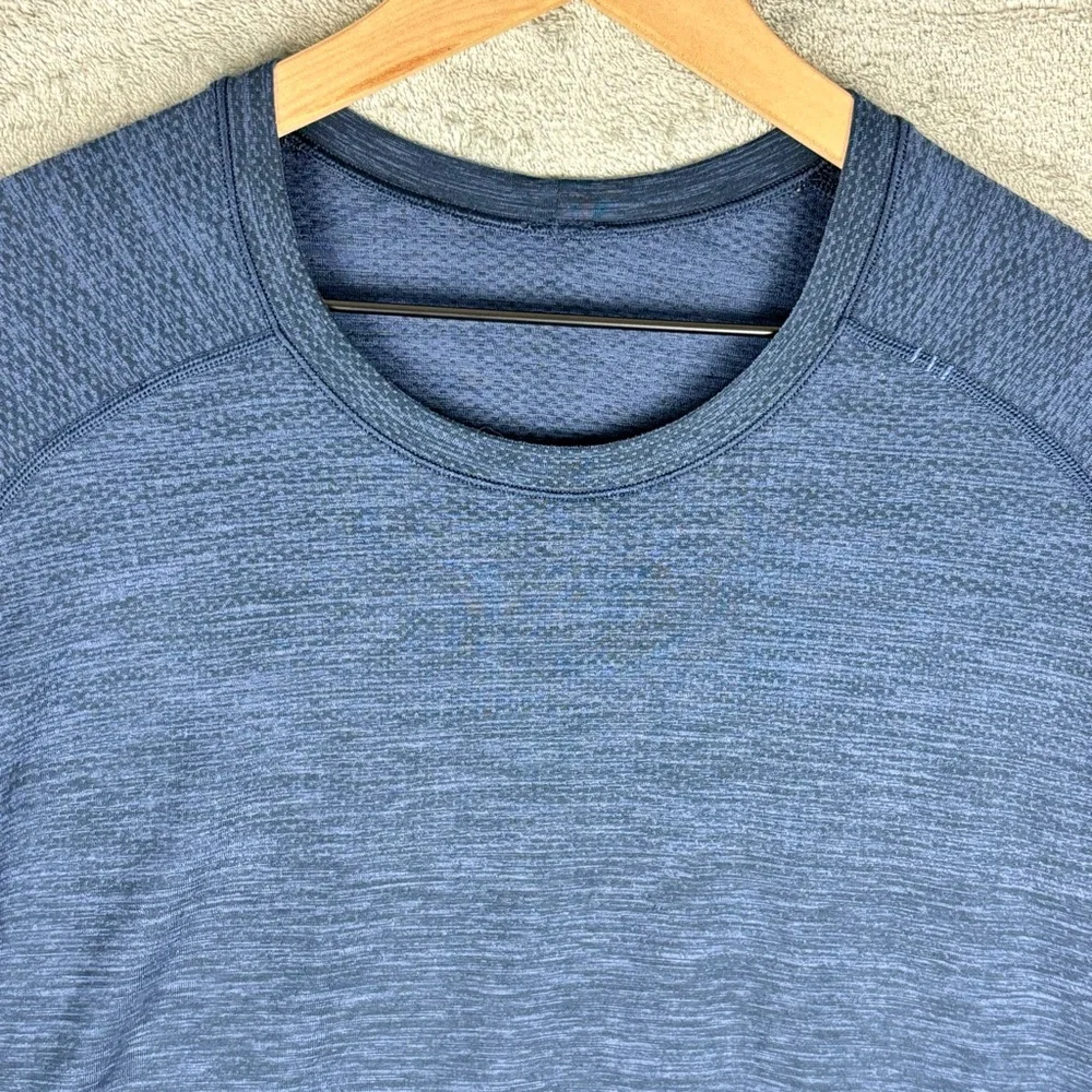 Lululemon Shirt Mens‎ XL Metal Vent Tech Long Sleeve Mineral Blue True Navy
